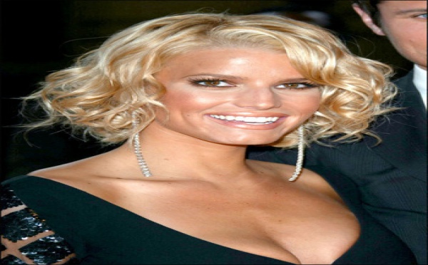 Jessica Simpson : Une date pour le mariage !