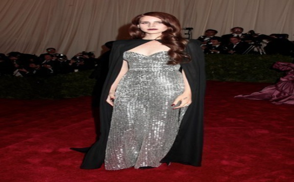 Lana del Rey contrainte d'annuler son concert au Japon