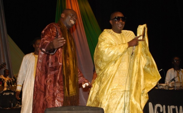 Mbaye Dieye Faye à l’anniversaire du chanteur Assane Ndiaye