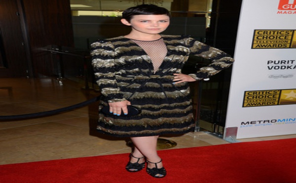 Ginnifer Goodwin adore ses cheveux courts
