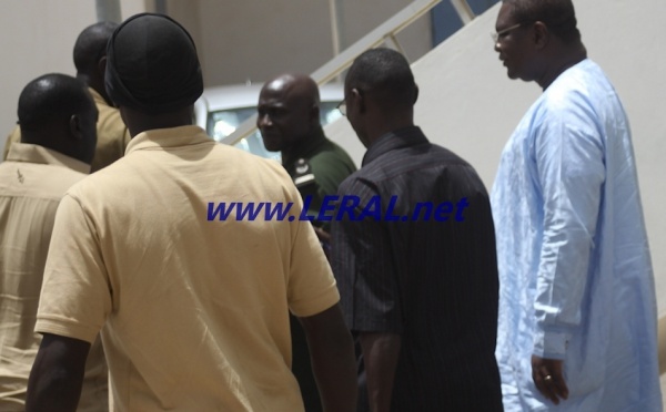 Les images exclusives de Ousmane Ngom au Tribunal