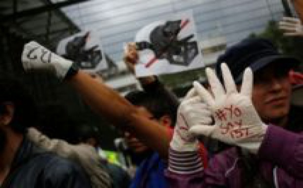Mexique: ces étudiants qui bousculent la campagne