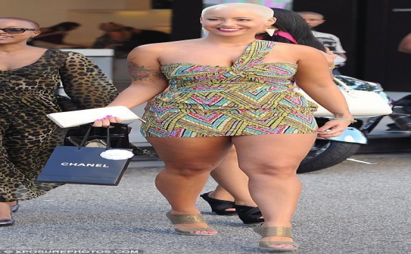 Amber Rose portant un tissu wax !