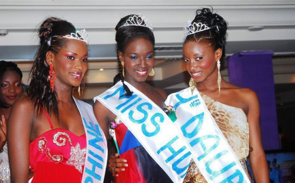 Voici les trois miss Humanitaires