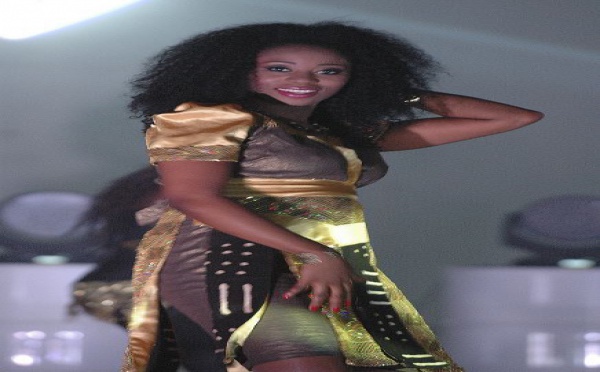 Les Photos de la charmante Adjouza sur le tournage de son dernier clip