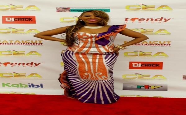Le "sagne sé" de Viviane au Cameroon Entertainment Award 2012