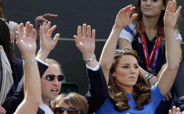 William et Kate: la ola aux Jeux de Londres!