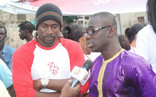 Pape Diouf soutient la marmite du coeur