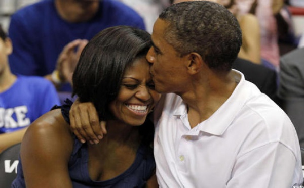 Michelle et Barack Obama, un bisou pour l'Histoire
