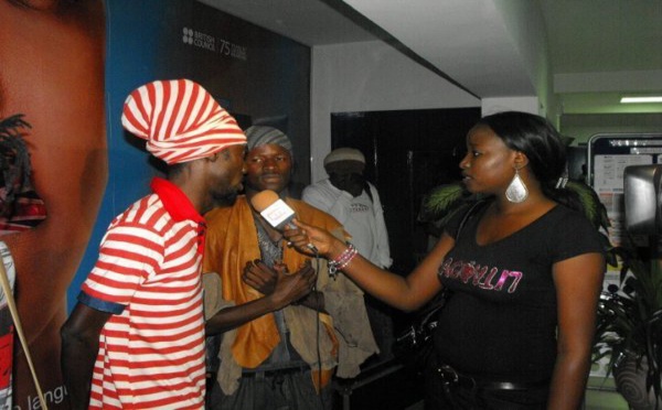 Baye Souley s'exprime au micro de Mya