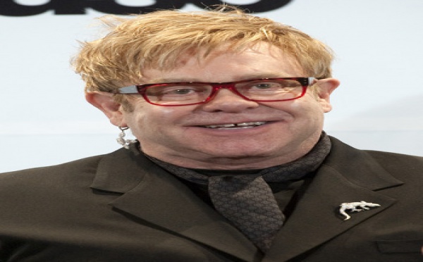 Elton John a peur pour son fils Zachary