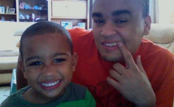 Philip Monteiro et son fils Warren tel père, tel fils