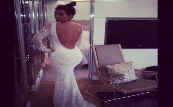Photo : Kim Kardashian a des envies de mariage