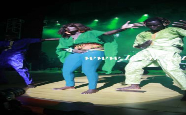 Concert de You: Ndeye Guèye enflamme le Grand Théâtre avec sa nouvelle danse
