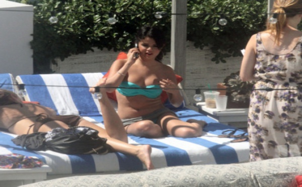 Selena Gomez en bikini à Miami