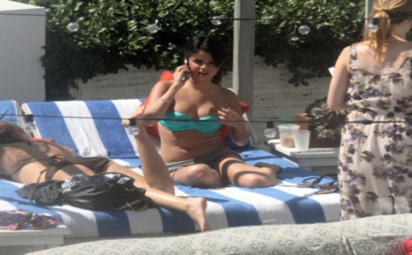 Selena Gomez en bikini à Miami