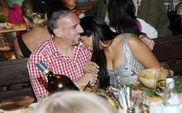 Franck Ribéry et sa femme Wahiba, fidèles à la fête de la bière