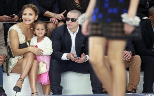 Jennifer Lopez en famille au défilé Chanel