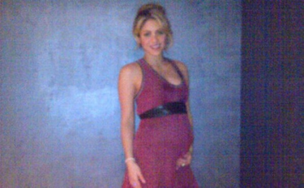 PHOTO Shakira dévoile ses rondeurs de femme enceinte