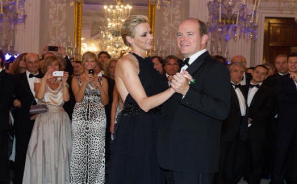 Charlène et Albert de Monaco ouvrent le bal à Florence
