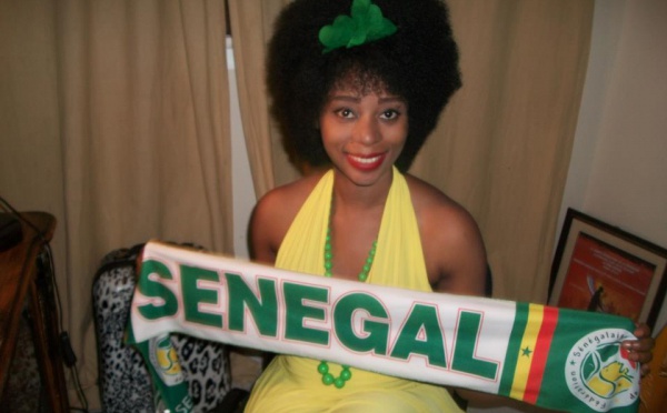 Adiouza supportrice des Lions de la Téranga