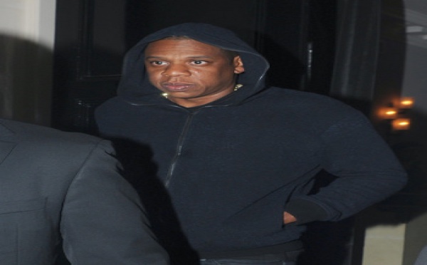 Jay-Z menace Chris Brown