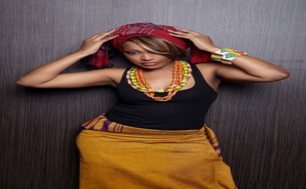 Viviane superbe dans cette tendance africaine!