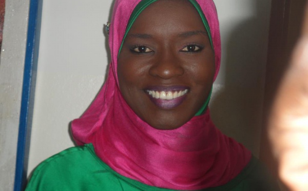 Le sourire radieux de Hourèye Thiam Preira de la Rts1