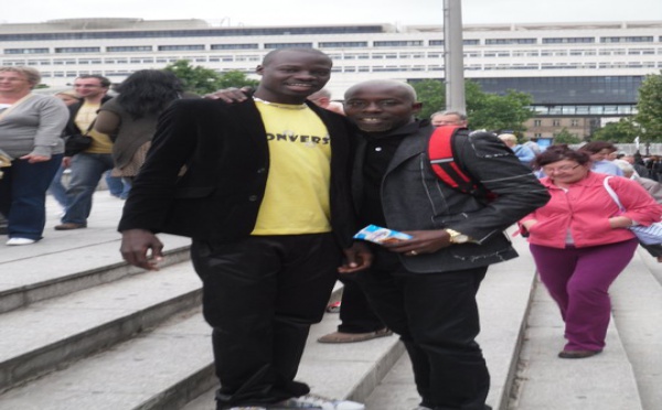 Modou Gaye, patron de Héritage couture en compagnie de Dj Boubs