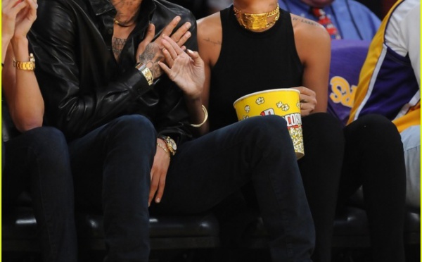 Rihanna et Chris Brown : Ils officialisent enfin leur amour au grand jour ! Photos