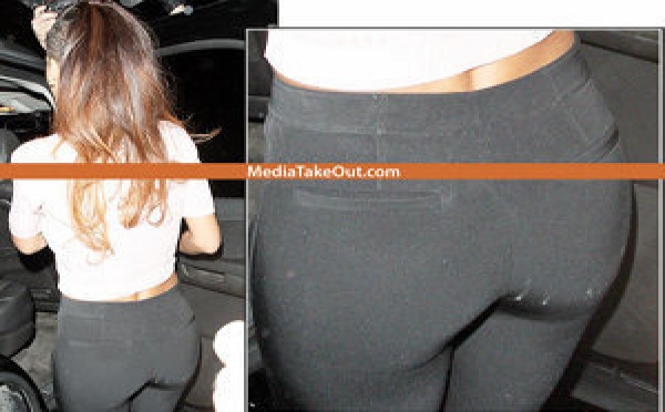 Rihanna obsédée par Karrueche Tran (photo)