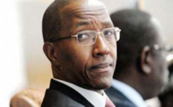 Insolite : La valise d’Abdoul Mbaye a été volée