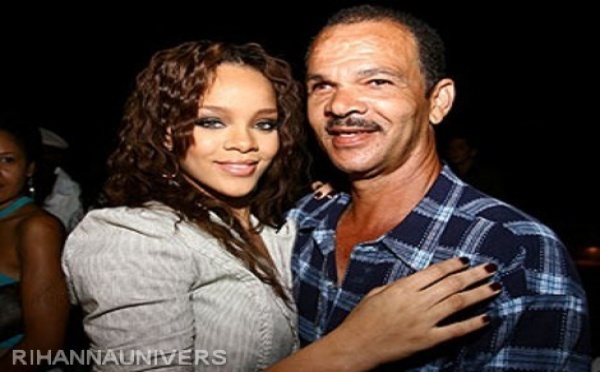 Rihanna : Son père pardonne Chris Brown pour ce qu'il a fait à sa fille