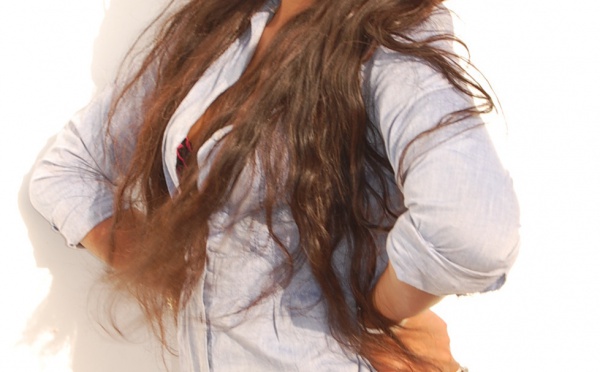 Voici Adja Sonko, la nouvelle présentatrice de télé, elle prépare une émission de mode !!!