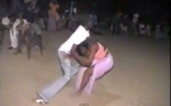 Vidéo – Dépravation des mœurs et danses obscènes: Causes du viol d’une danseuse en plein Sabar. Regardez