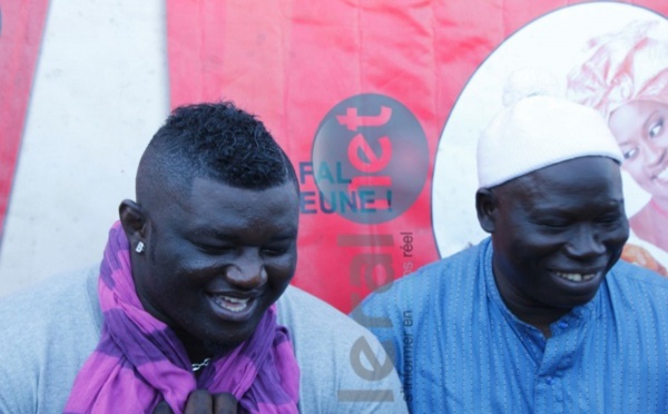 Balla Gaye 2 rigole avec son homonyme 