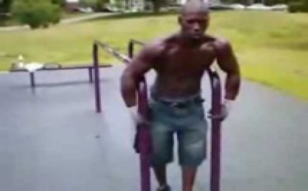 [Regardez!] Ce mec n'est pas humain une force de fou