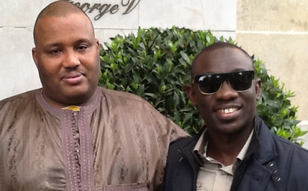 Ameth Saloum Dieng avec le chanteur Pape Diouf