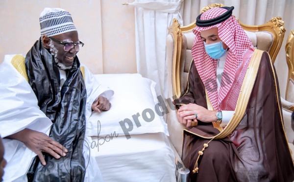 Touba: Youssouf Gazzar en visite chez Serigne Mountakha Bassirou Mbacké