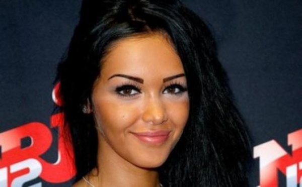 Nabilla pourchassée par des fans en colère