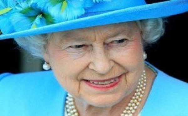 La Reine Elisabeth rend visite à son premier arrière-petit-fils
