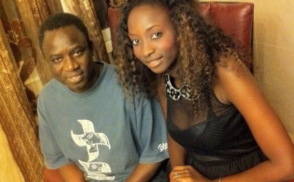 Thésou Ndiaye, Miss Sénégal 2013, pose avec Thione Seck