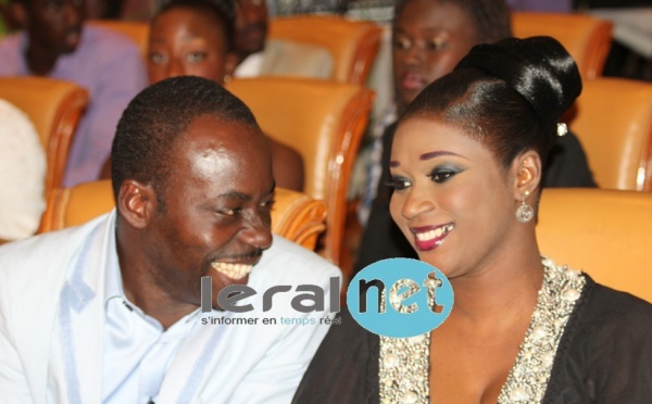 Dj Boub's et son épouse, Mame Diarra très joyeux