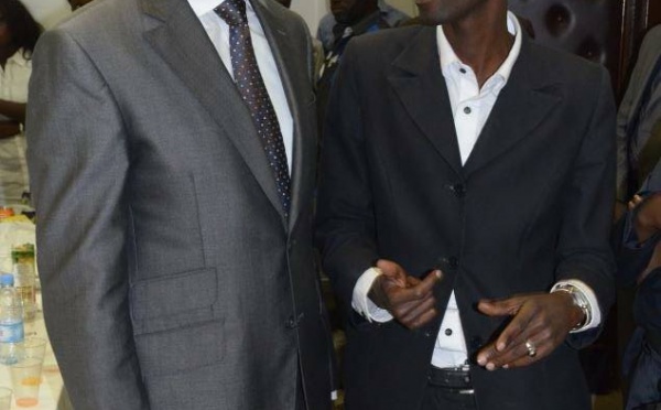 L'ancien Premier ministre Abdoul Mbaye et le journaliste Ibrahima Bâ alias Mac Luhan