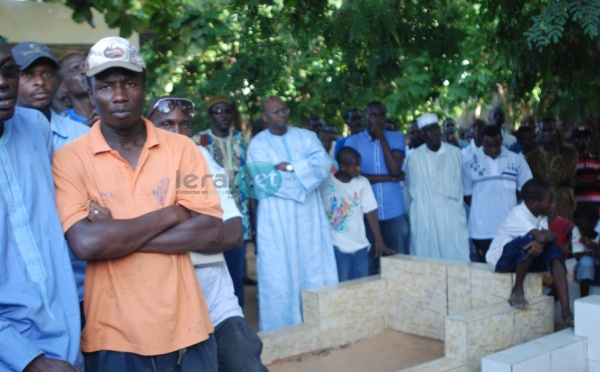 (17 photos) Les images émouvantes de l'enterrement de Souleymane Guissé alias Jules Junior