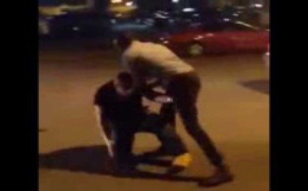 (Vidéo) Kany West massacre deux paparazzis à Austin au Texas.