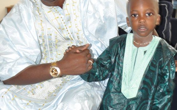 L'excellent réalisateur vidéo Papis Niang et son fils !