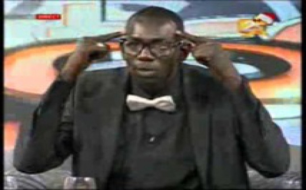 Plateau spécial "YORO SHOW" du 01 janvier 2014 (2STV)