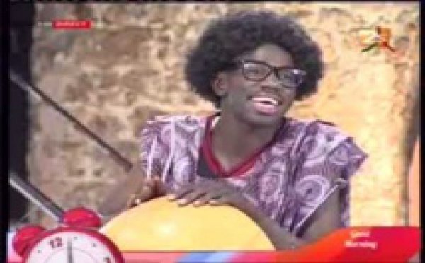 [Vidéo] Good morning du 03 janvier 2014 : Les délires de Yoro sur le plateau de 2Stv