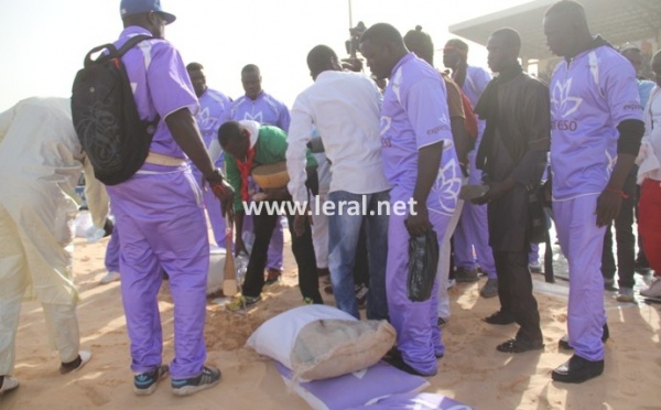 21 photos - Vendredi 31 janvier 2014: Une journée parfaite pour Modou Lô
